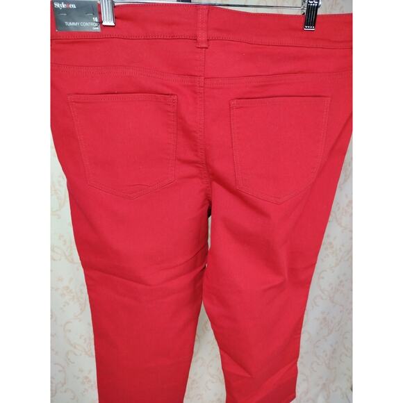 Women's Style&Co. Tummy Control Red Capri Size 16 - Picture 10 of 11